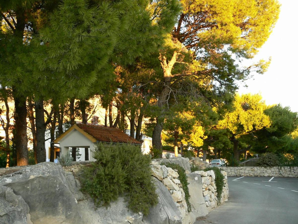 Apartments Lavica Podstrana Luaran gambar