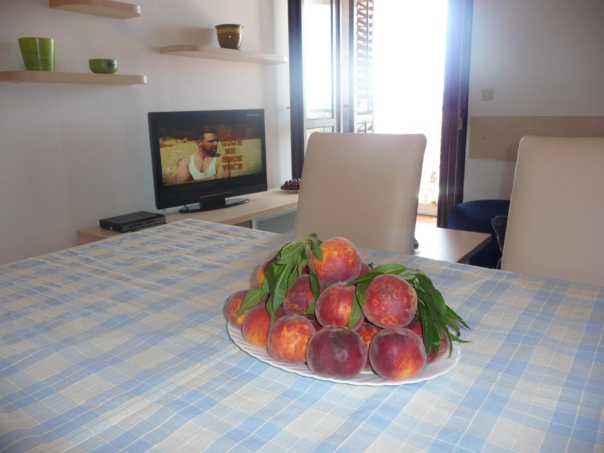 Apartments Lavica Podstrana Bilik gambar