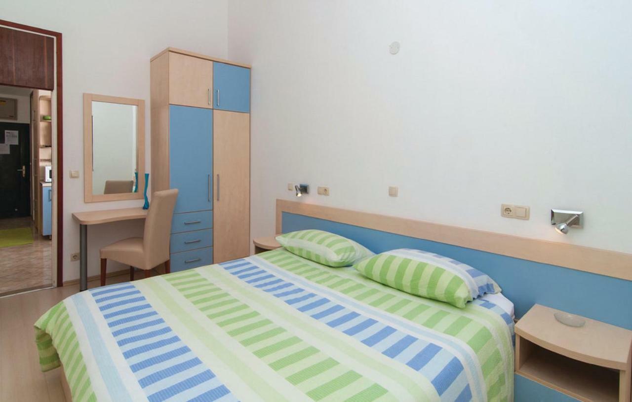 Apartments Lavica Podstrana Luaran gambar